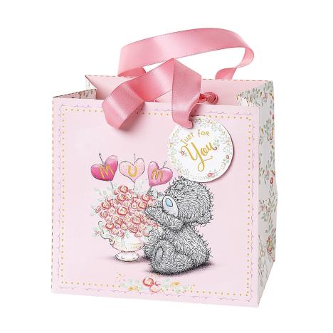 Small Mum Flowers Me to You Bear Gift Bag  £1.75